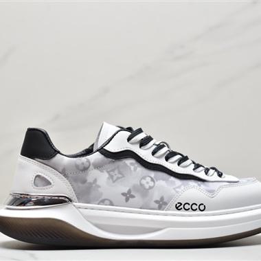 ECCO 新款百搭小皮鞋休閑款