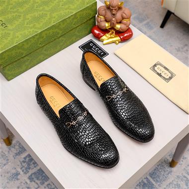 GUCCI   2023新款休閒時尚男生鞋子