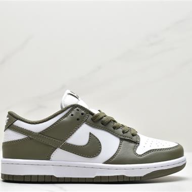 Nike SB Zoom Dunk Low 板鞋