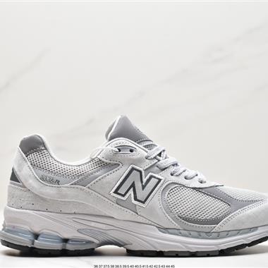 New Balance ML2002 