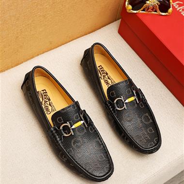 Ferragamo    2023新款休閒時尚男生鞋子