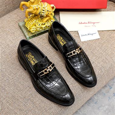 Ferragamo   2023新款休閒時尚男生鞋子