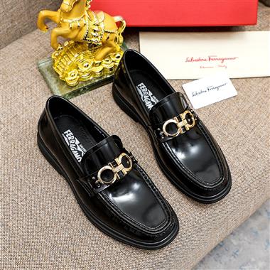 Ferragamo   2023新款休閒時尚男生鞋子