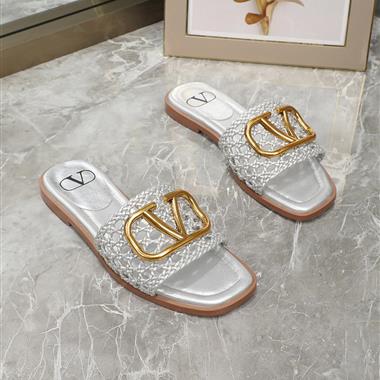 Valentino   2023新款休閒時尚女生鞋子