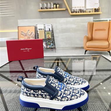 Ferragamo   2023新款休閒時尚男生鞋子