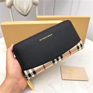 BURBERRY   2023新款男生時尚休閒包  尺寸：19-10-2.5CM