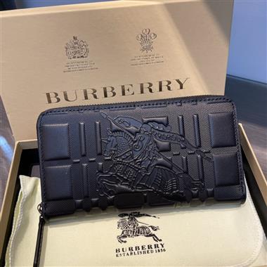 BURBERRY   2023新款男生時尚休閒包 尺寸：19-2.5-10CM