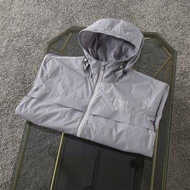 PRADA   2023秋冬新款風衣夾克外套