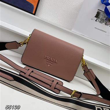 PRADA    2023新款女生時尚休閒包  尺寸：24*15*10.5CM