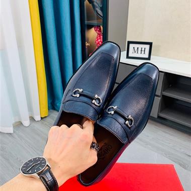 Ferragamo   2023新款休閒時尚男生鞋子