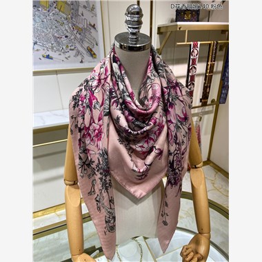 GUCCI   2023秋冬新款時尚圍巾 尺寸：140-140