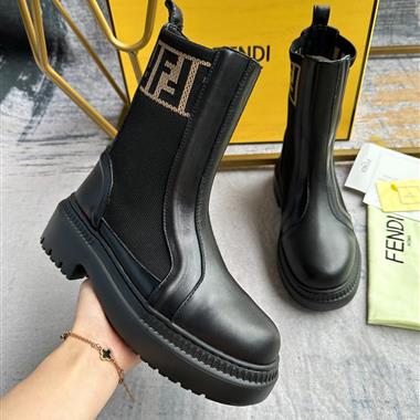 FENDI   2023新款女生休閒時尚鞋子