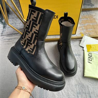 FENDI   2023新款女生休閒時尚鞋子