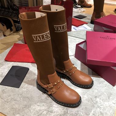 Valentino   2023新款女生休閒時尚鞋子
