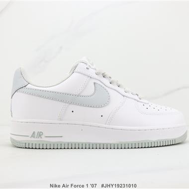 Nike Air Force 1 '07 空軍一號低幫板鞋