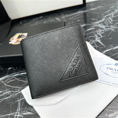 PRADA   2023新款男生時尚休閒包 尺寸：10*9*1CM
