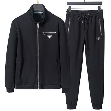 PRADA   2023秋冬季新款長袖套裝