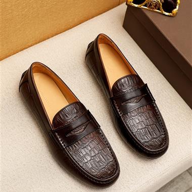 BOTTEGA VENETA  2023新款男生休閒時尚鞋子