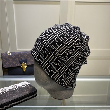 FENDI  2023秋冬新款毛線帽子