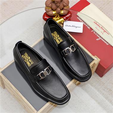Ferragamo   2023新款男生休閒時尚鞋子
