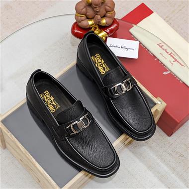 Ferragamo   2023新款男生休閒時尚鞋子