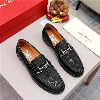 Ferragamo   2023新款男生休閒時尚鞋子