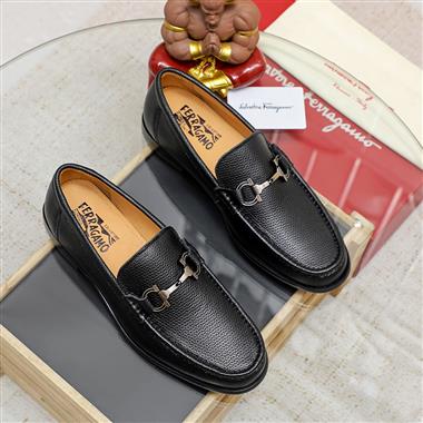 Ferragamo  2023新款男生休閒時尚鞋子