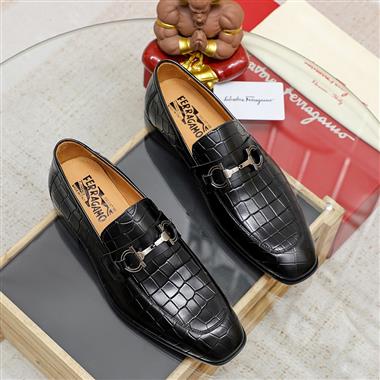 Ferragamo  2023新款男生休閒時尚鞋子