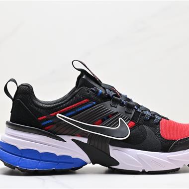 NIKE AIR ZOOM PEGASUS跑步鞋