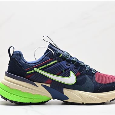 NIKE AIR ZOOM PEGASUS跑步鞋