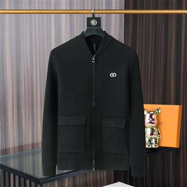 Valentino   2023秋冬新款保暖毛衣