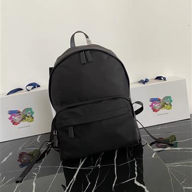 PRADA   2023新款男生時尚包包 尺寸：40*17*29CM
