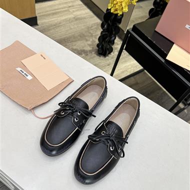 MiuMiu  2024新款女生休閒時尚鞋子