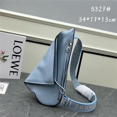 LOEWE  2024新款女生時尚休閒包 尺寸：34*17.5*13CM
