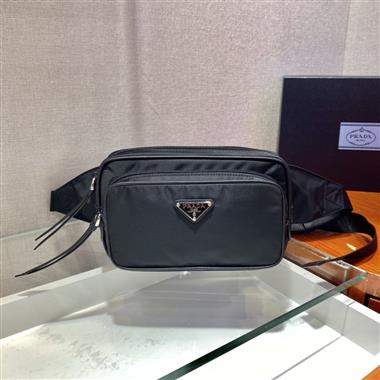 PRADA   2024新款男生時尚休閒包  尺寸：21*12.5*4.5CM