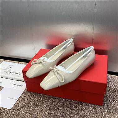 Ferragamo   2024新款女生休閒時尚鞋子