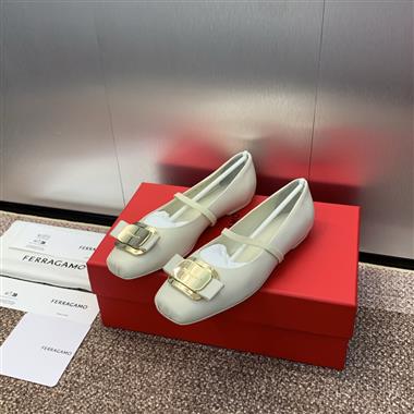 Ferragamo   2024新款女生休閒時尚鞋子