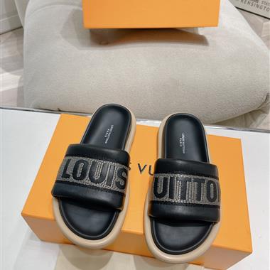 Louis Vuitton   2024新款女生休閒時尚鞋子