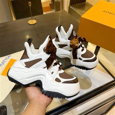 Louis Vuitton    2024新款女生休閒時尚鞋子