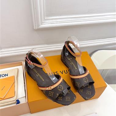 Louis Vuitton   2024新款女生休閒時尚鞋子