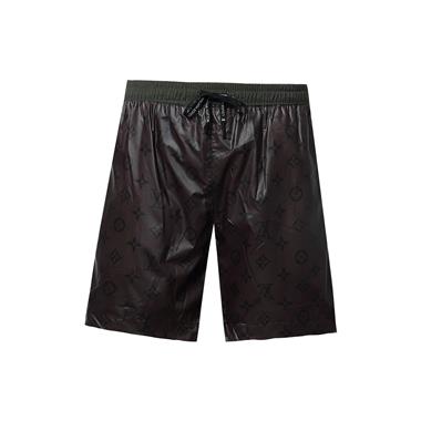 Louis Vuitton   2024夏季新款休閒短褲 歐版尺寸偏大