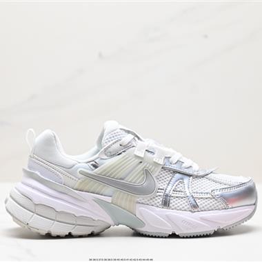 Nike Wmns V2K Runtekk Low”Metallic Silver”