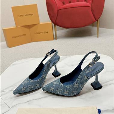 Louis Vuitton   2024新款女生休閒時尚鞋子