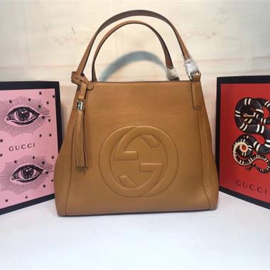 GUCCI   2024新款時尚休閒包 尺寸：35*29*16CM