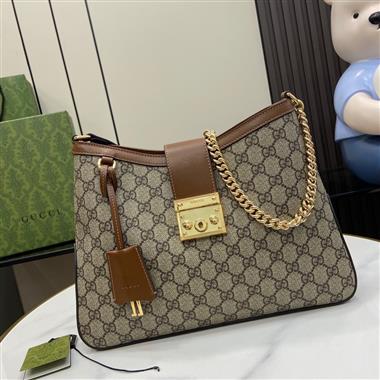 GUCCI   2024新款時尚女生休閒包  尺寸：32.5*24**5.5CM