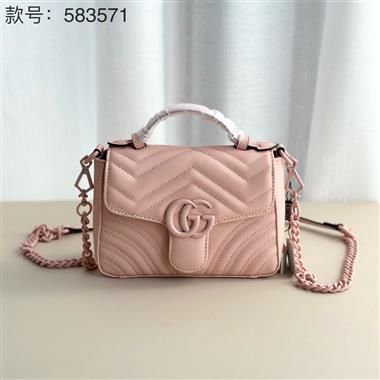 GUCCI   2024新款女生時尚休閒包  尺寸：21x15.5x8CM