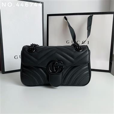 GUCCI   2024新款女生時尚休閒包  尺寸：22-6-13CM