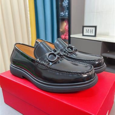 Ferragamo   2024新款男生休閒時尚鞋子