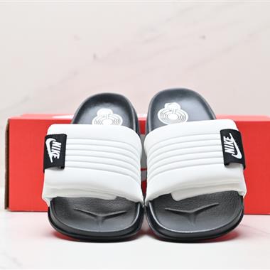 Nike OFFCOURT SLIDE