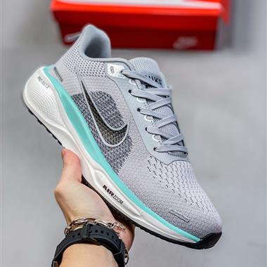 Nike Journey Run 緩震跑步鞋 